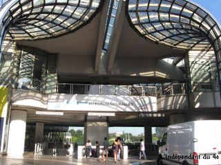 Independantdu4e_les_halles_acces_IMG_2028