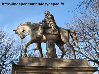 Lindependantdu4e_statue_de_louis_XIII_01