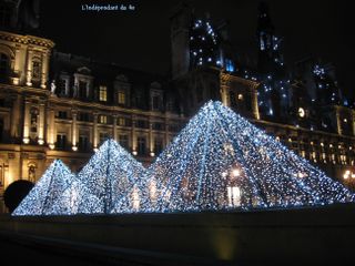 Lindependantdu4e_hotel_de_villle_noel_pyramide_IMG_8353