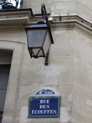 Lindependantdu4e_rue_des_ecouffes_01_IMG_3057