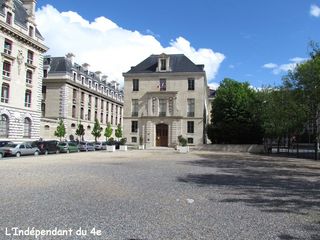 Lindependantdu4e_place_pere_teilhard_de_chardin_IMG_5316